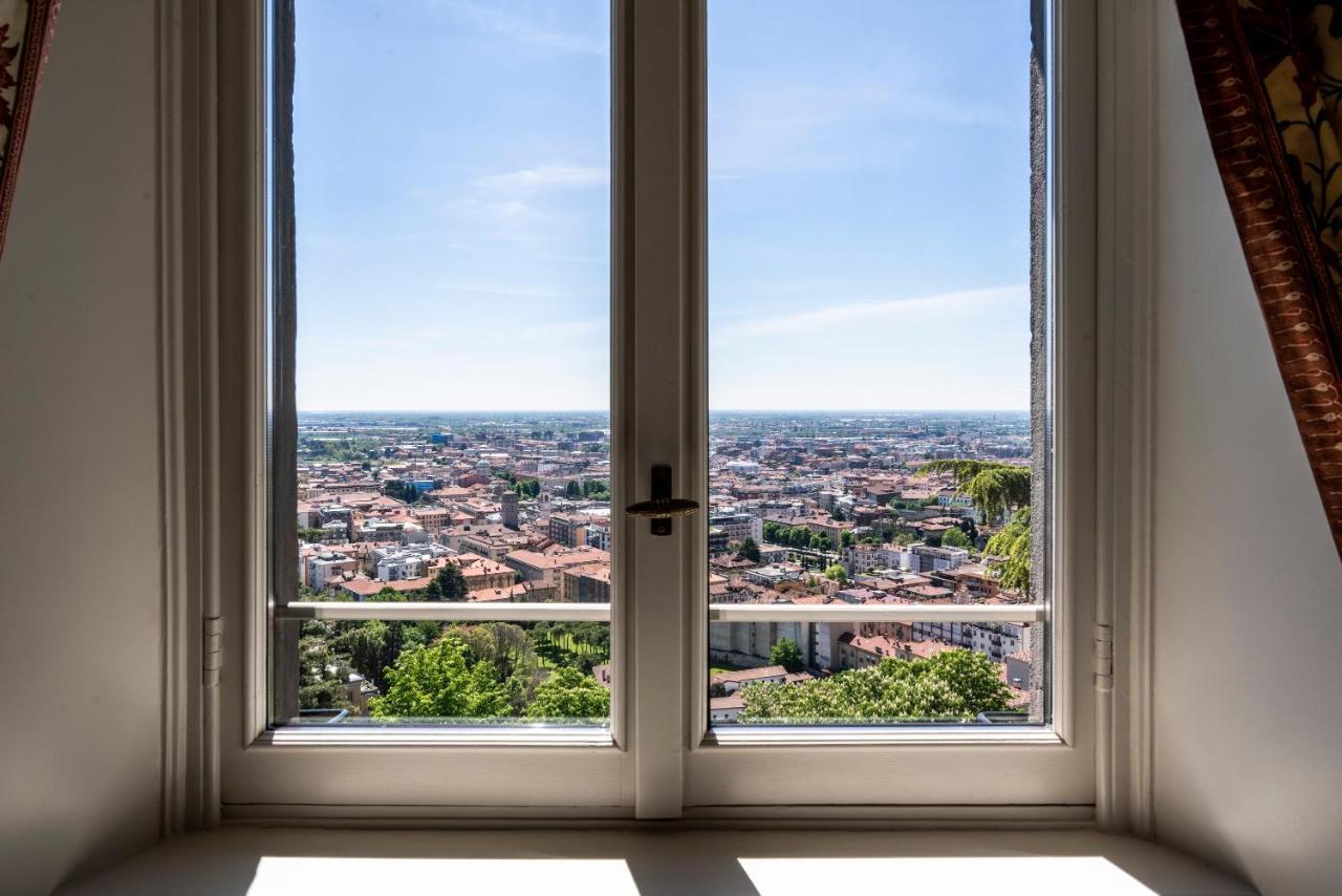 Foresteria Di Palazzo Radici Бергамо Екстериор снимка