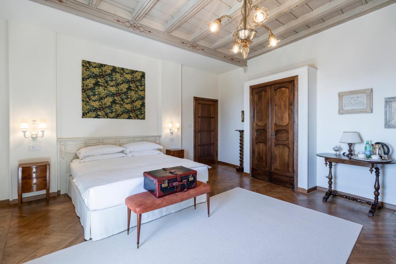 Foresteria Di Palazzo Radici Бергамо Екстериор снимка