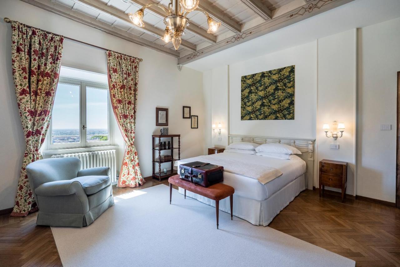 Foresteria Di Palazzo Radici Бергамо Екстериор снимка